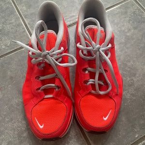 Women’s Nike Gym Shoes Size 8
